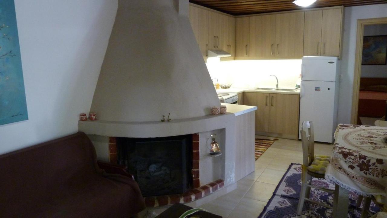 Villatzer - Traditional House With Fireplace And Garden Tzermiádon Exteriör bild